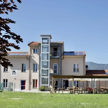 La Salana Hostel *